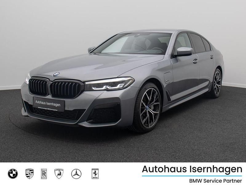 Gebraucht BMW 545e M Sport 394 PS (289 kW) 2022 Grau Limousine
