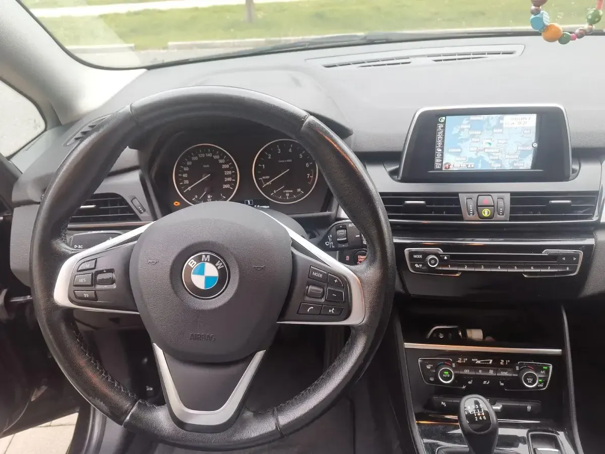 Gebraucht BMW 216 Gran Tourer Advantage 102 PS (75 kW) 2015 Schwarz Van / Kleinbus