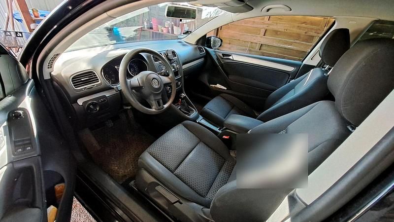 Gebraucht VW Golf VI 80 PS (58 kW) 2009 Schwarz Kleinwagen