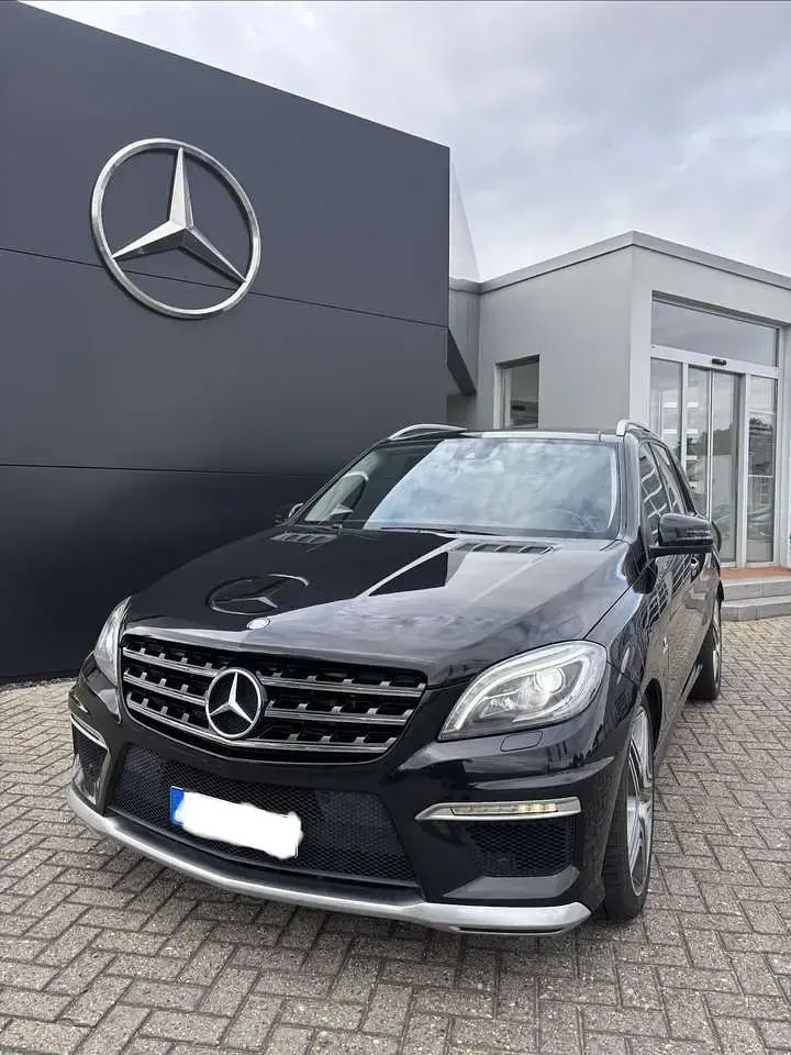 Gebraucht Mercedes ML63 AMG AMG 557 PS (409 kW) 2012 Schwarz SUV