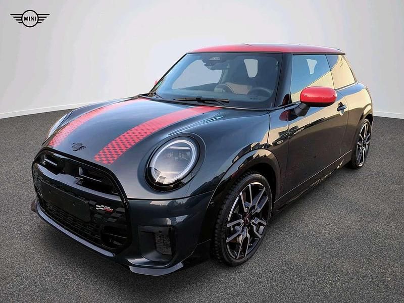 Grau Gebraucht 2024 Mini John Cooper Works Kleinwagen | 34.942 € (Fairer Preis) - Bild 1/4