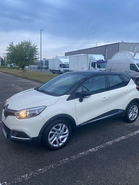 Beige Gebraucht 2013 Renault Captur SUV | 6.700 € (Fairer Preis) - Bild 1/4