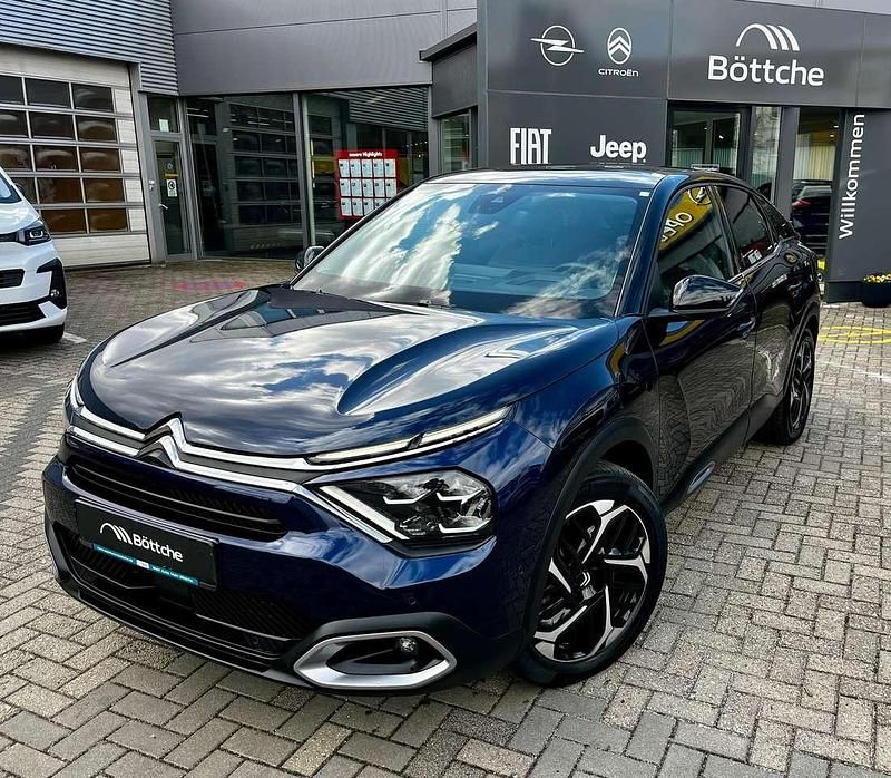 Gebraucht Citroën C4 136 PS (100 kW) 2024 New dark blue SUV