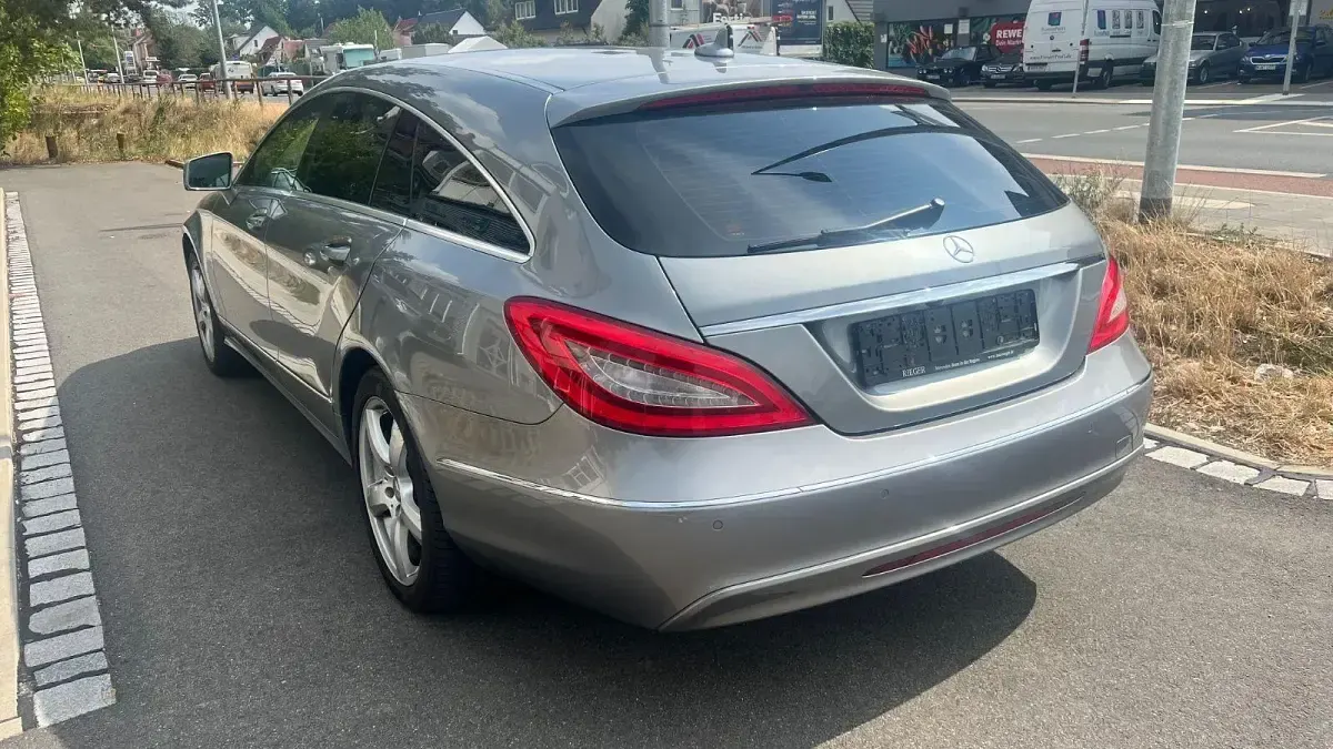 Gebraucht Mercedes CLS350 Shooting Brake 265 PS (194 kW) 2013 Grau Kombi