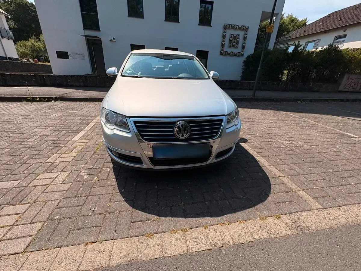 Gebraucht VW Passat 200 PS (147 kW) 2005 Silber Limousine