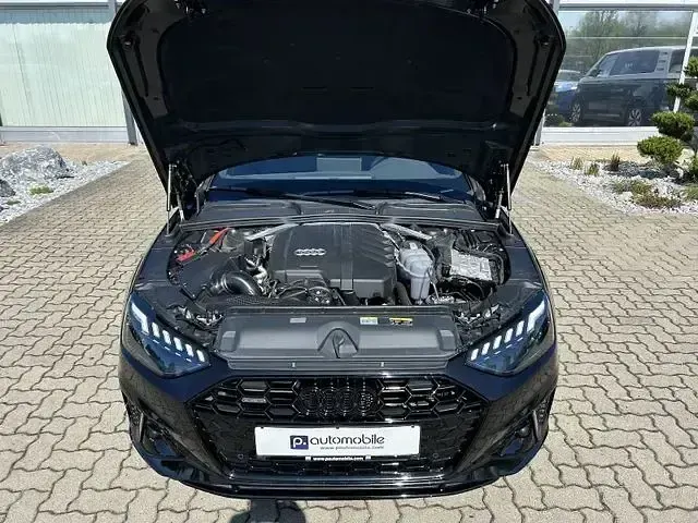 Używany Audi A4 S-Line 265 KM (194 kW) 2024 Czarny Kombi
