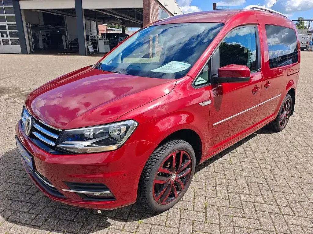 Gebraucht VW Caddy Trendline 125 PS (91 kW) 2015 Rot Van / Kleinbus