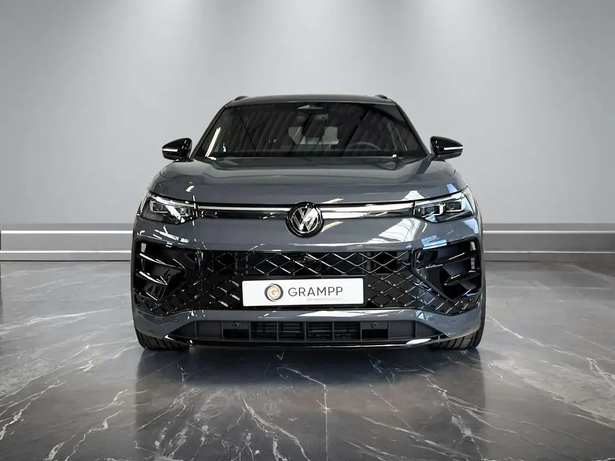 Neu VW Tayron R-line 193 PS (141 kW) 2026 Grau SUV