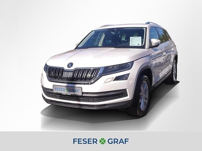Candy weiss Gebraucht 2021 Skoda Kodiaq Style SUV | 26.950 € (Fairer Preis) - Bild 1/4