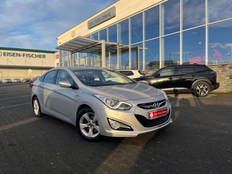 Silber Gebraucht 2014 Hyundai i40 Premium Limousine | 8.999 € (Fairer Preis) - Bild 1/4