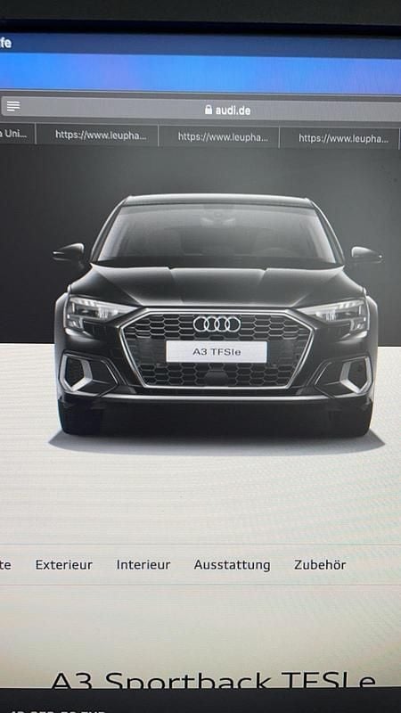 Schwarz Gebraucht 2022 Audi A3 e-tron Ambiente Kleinwagen | 22.000 € - Bild 1/4