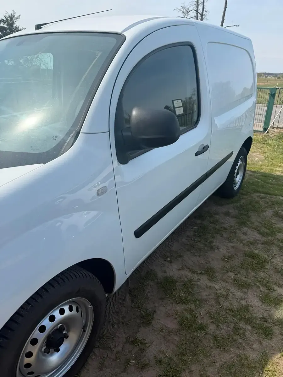 Gebraucht Renault Kangoo 114 PS (83 kW) 2019 Weiß Van / Kleinbus