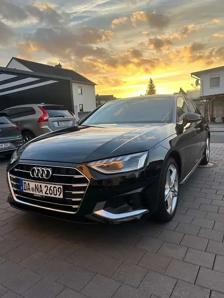 Gebraucht Audi A4 Advanced 204 PS (150 kW) 2021 Kombi