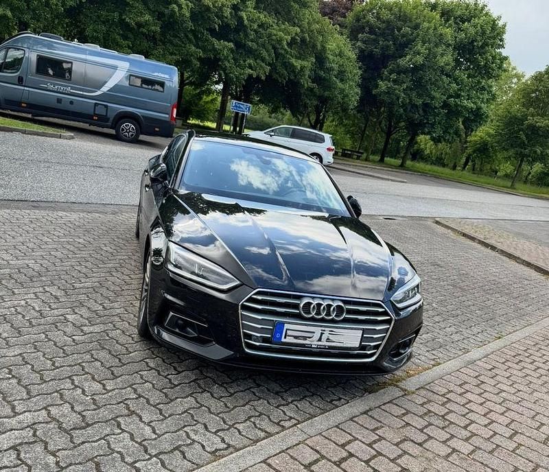 Schwarz Gebraucht 2019 Audi A5 Sportback Sport Limousine | 28.450 € (Etwas zu teuer) - Bild 1/4