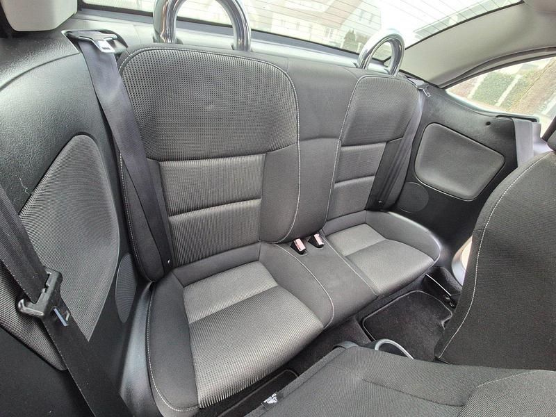 Gebraucht Peugeot 207 120 PS (88 kW) 2009 Schwarz Cabrio