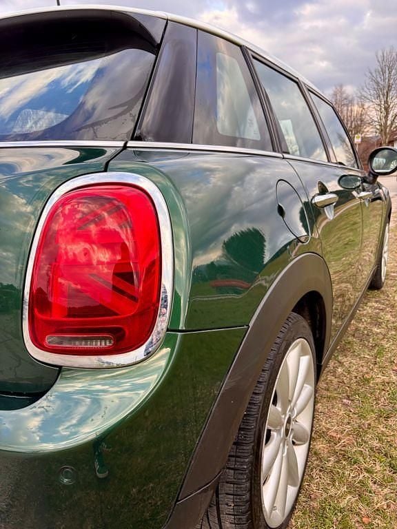 Second-hand Mini Cooper 136 CP (100 kW) 2017 Verde Hatchback
