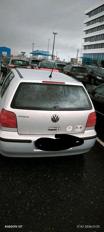 Gebraucht VW Polo 50 PS (36 kW) 1999 Silber Kleinwagen