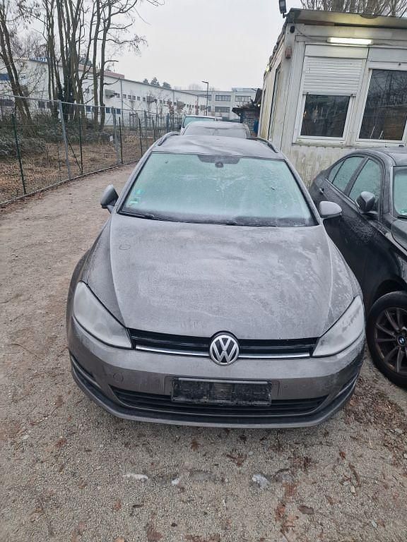 Gebraucht VW Golf VII Comfortline 110 PS (80 kW) 2014 Grau Kombi