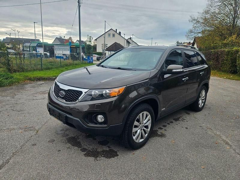 Braun Gebraucht 2012 Kia Sorento Spirit SUV | 9.999 € (Fairer Preis) - Bild 1/4