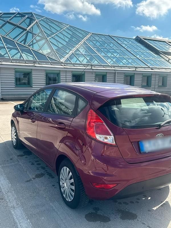 Gebraucht Ford Fiesta 2013 Rot Kleinwagen