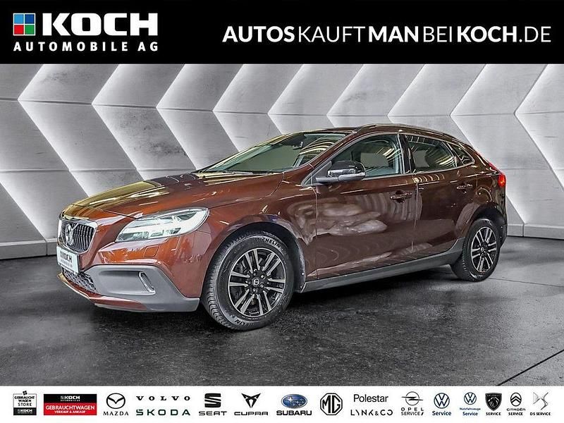 Rich java braun 712 Gebraucht 2018 Volvo V40 CC Kombi | 19.999 € (Fairer Preis) - Bild 1/3