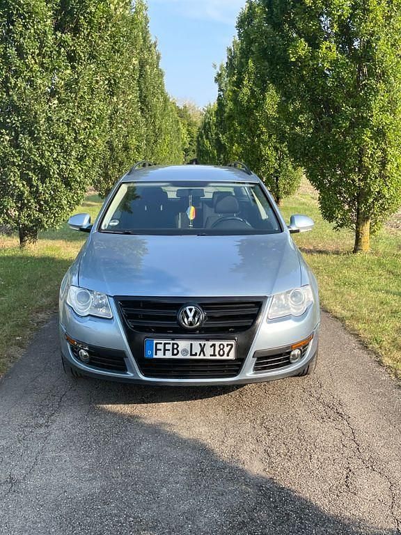 Andere farben Gebraucht 2009 VW Passat Comfortline Kombi | 1.800 € (Superpreis) - Bild 1/4