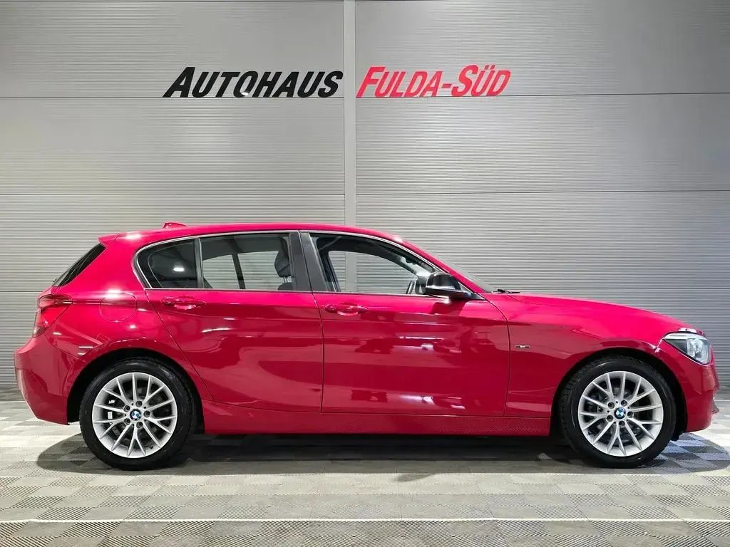 Gebraucht BMW 116 Sport Line 136 PS (100 kW) 2012 Rot Kleinwagen