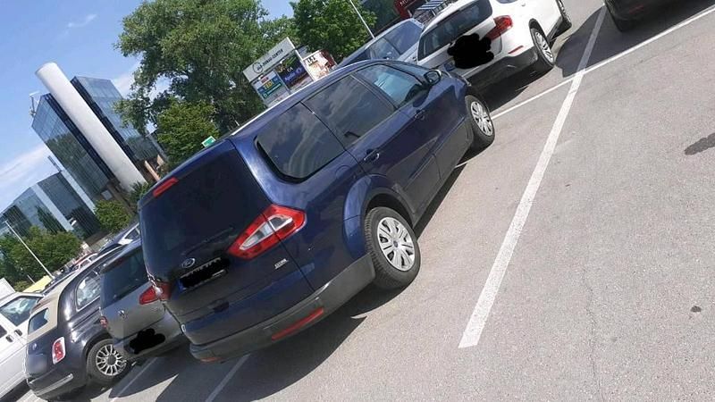 Second-hand Ford Galaxy 140 CP (102 kW) 2009 Albastru Monovolum