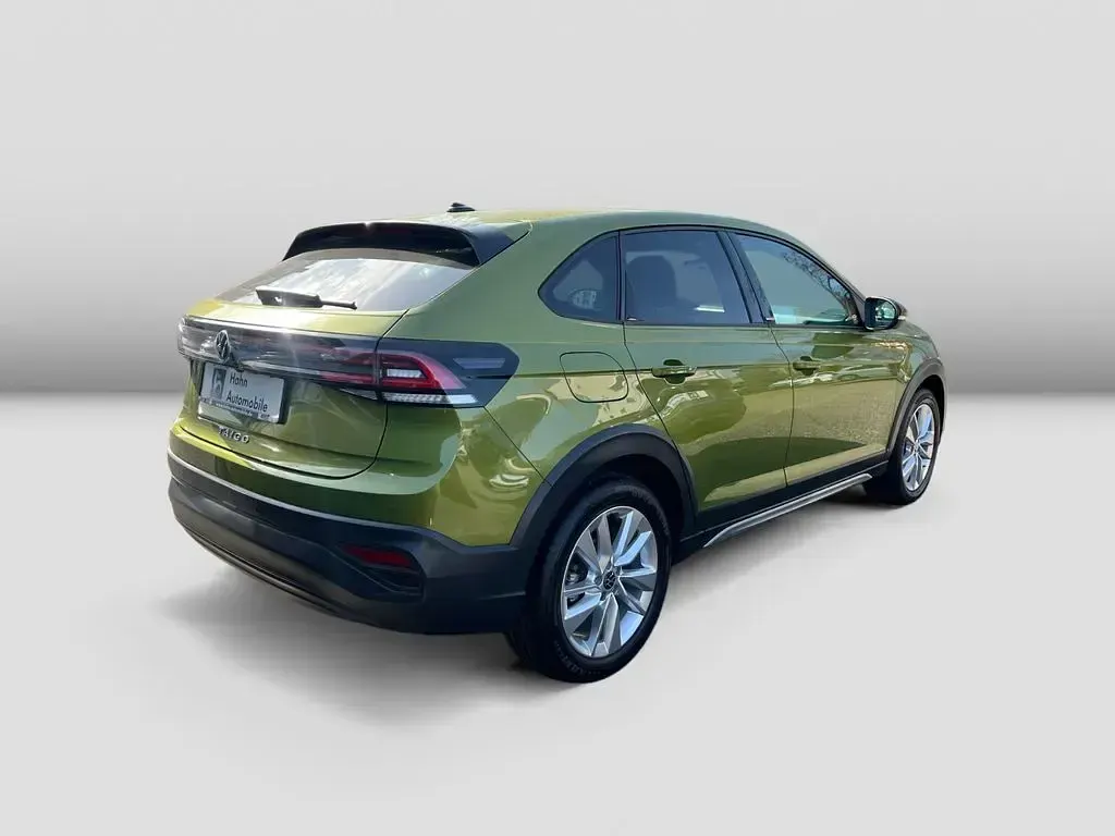 Używany VW Taigo Move 110 KM (80 kW) 2024 Zielony SUV