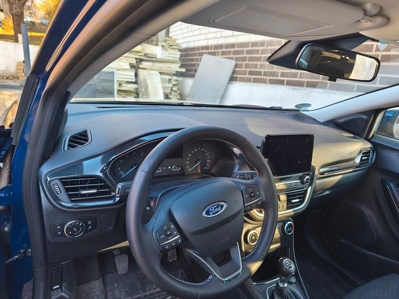 Gebraucht Ford Puma ST-Line 125 PS (91 kW) 2024 Blau SUV