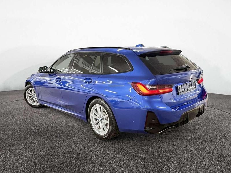 Gebraucht BMW 340 374 PS (275 kW) 2023 Portimao blau Kombi