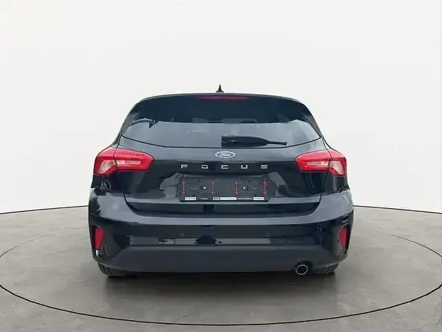 Gebraucht Ford Focus Cool & Connect 125 PS (91 kW) 2019 Schwarz Limousine