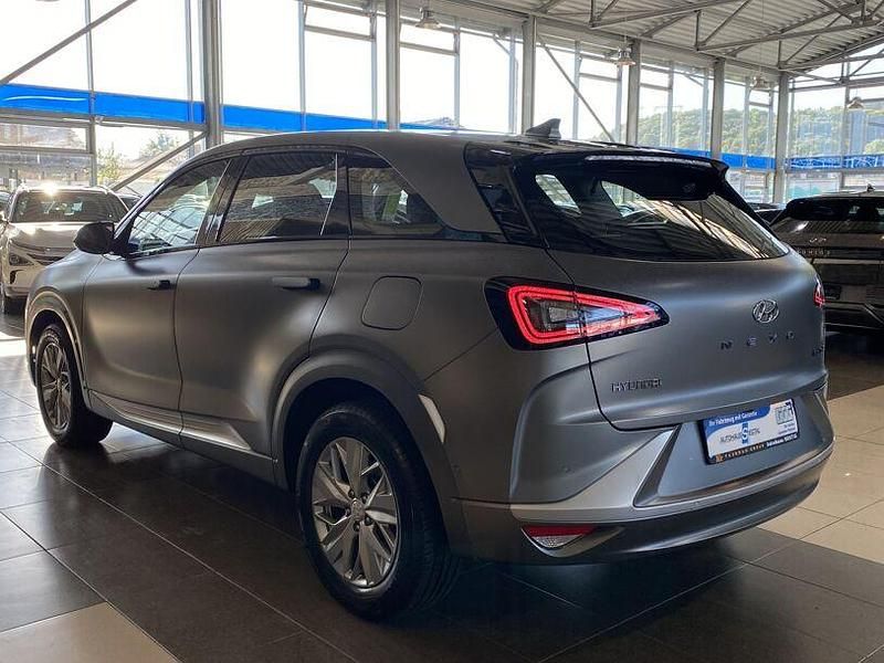 Gebraucht Hyundai Nexo 163 PS (119 kW) 2022 Grau titanium grey / mat (metallic) SUV