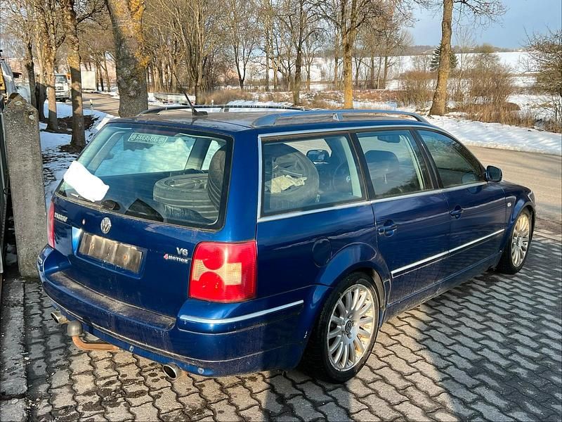 Gebraucht VW Passat 193 PS (141 kW) 2001 Blau Kombi