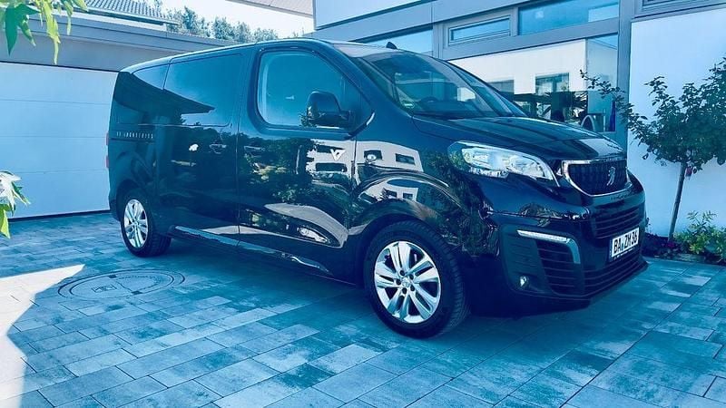 Schwarz Gebraucht 2017 Peugeot Traveller Business-Line Van | 12.490 € (Etwas zu teuer) - Bild 1/4