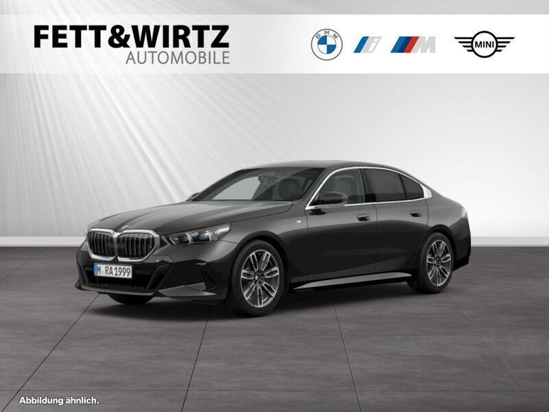 Sophistograu brillianteffekt Gebraucht 2024 BMW 520 M Sport Limousine | 49.500 € (Guter Preis) - Bild 1/4