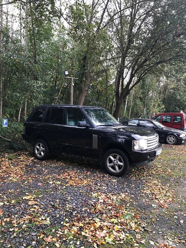 Schwarz Gebraucht 2004 Land Rover Range Rover SUV | 3.700 € - Bild 1/4