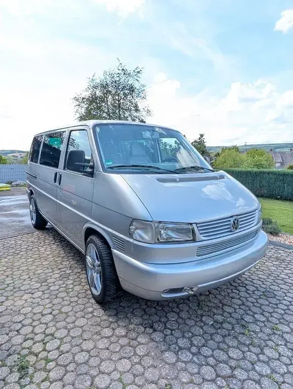 Gebraucht VW T4 151 PS (111 kW) 2002 Silber Van