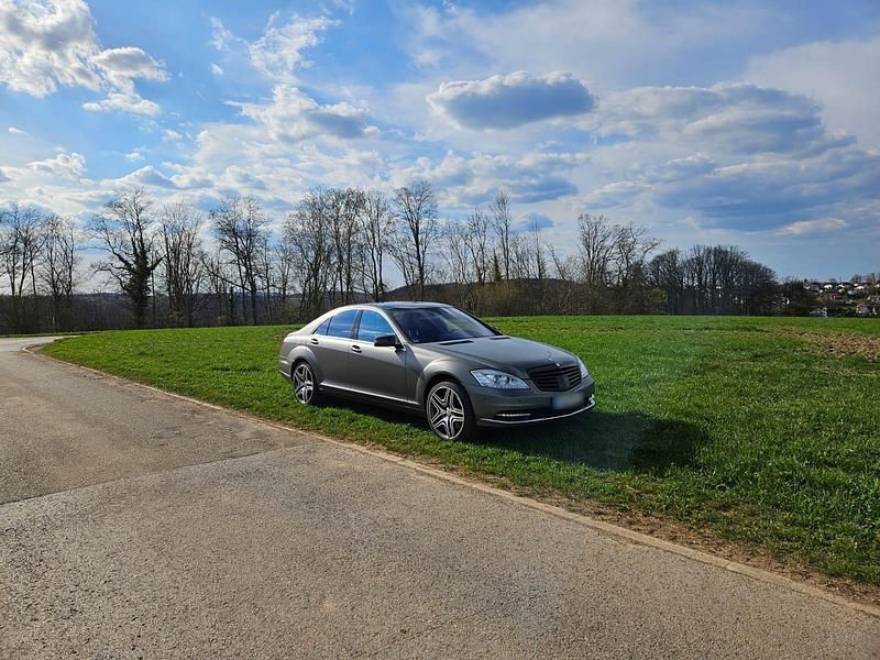 Gebraucht Mercedes S500 435 PS (319 kW) 2011 Grau Limousine