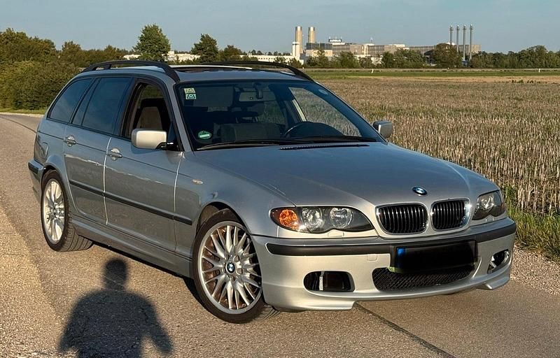 Titansilber Gebraucht 2003 BMW 330 M Sport Kombi | 5.800 € (Guter Preis) - Bild 1/4
