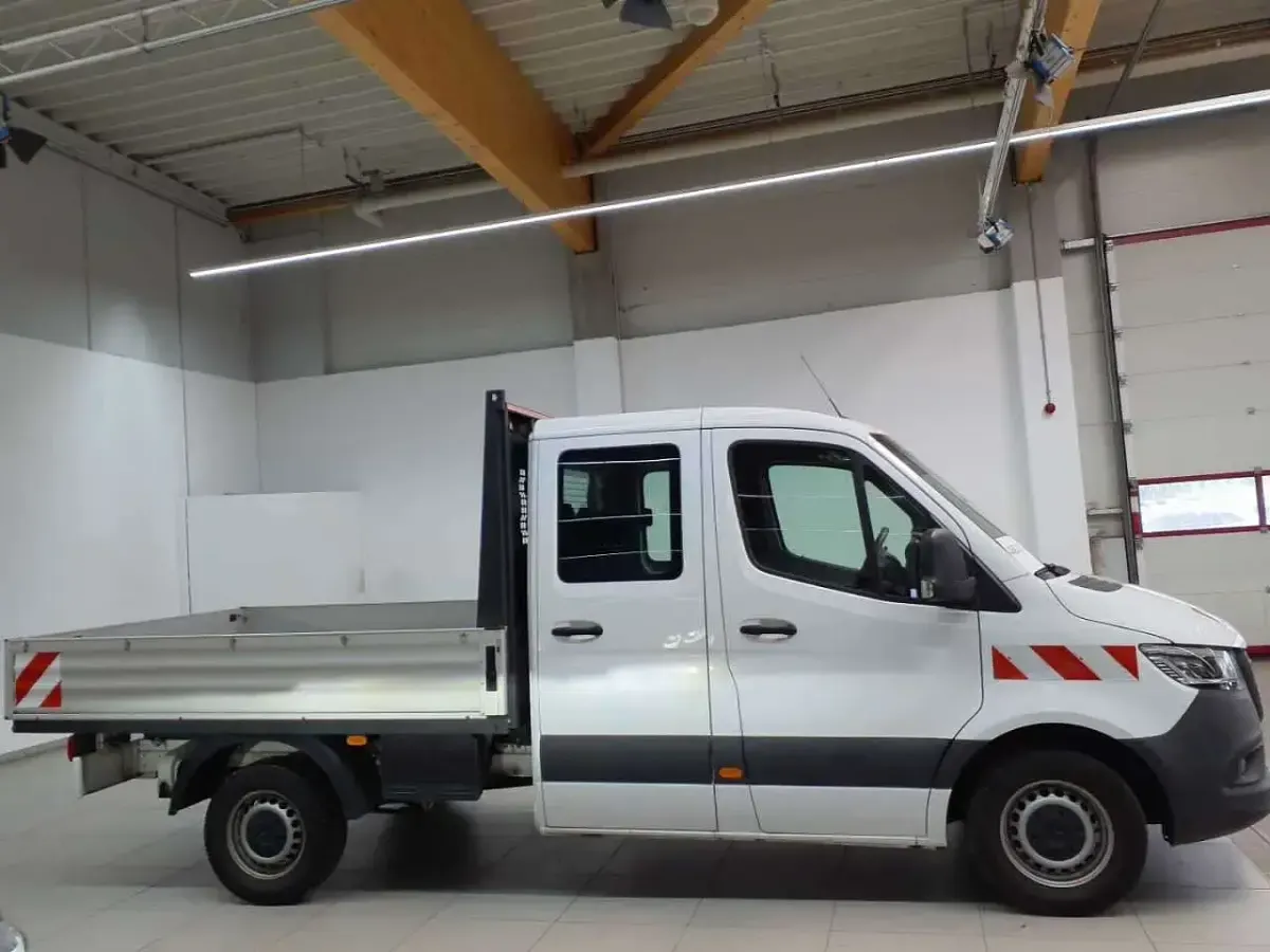 Gebraucht Mercedes Sprinter 170 PS (125 kW) 2022 Arktisweiß Van