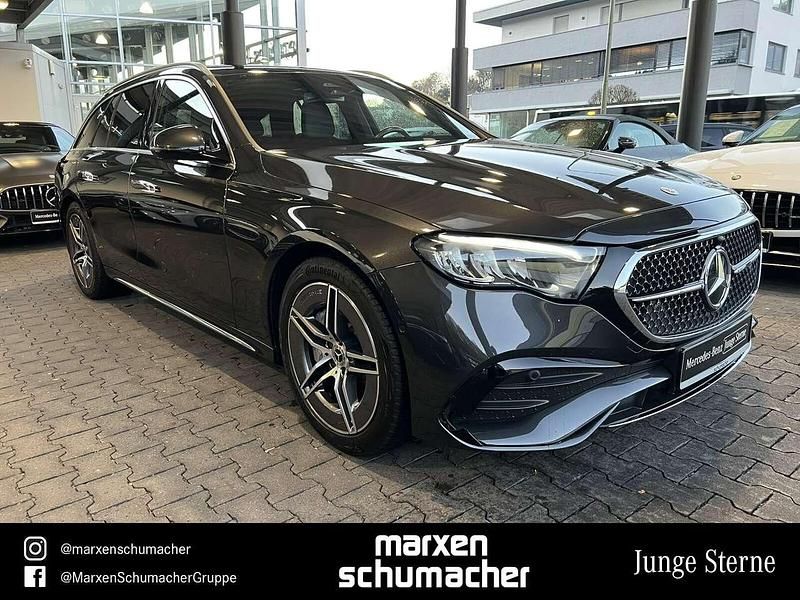 Gebraucht Mercedes E300 AMG line 313 PS (230 kW) 2024 Lack graphitgrau Kombi
