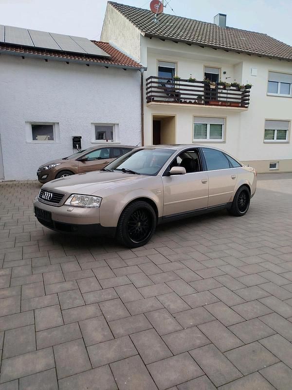 Second-hand Audi A6 163 CP (119 kW) 2000 Maro Berlinǎ