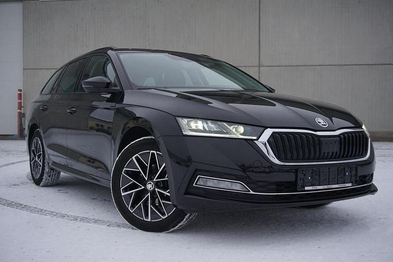 Schwarzmagic perleffekt Gebraucht 2020 Skoda Octavia Kombi | 21.890 € (Fairer Preis) - Bild 1/4