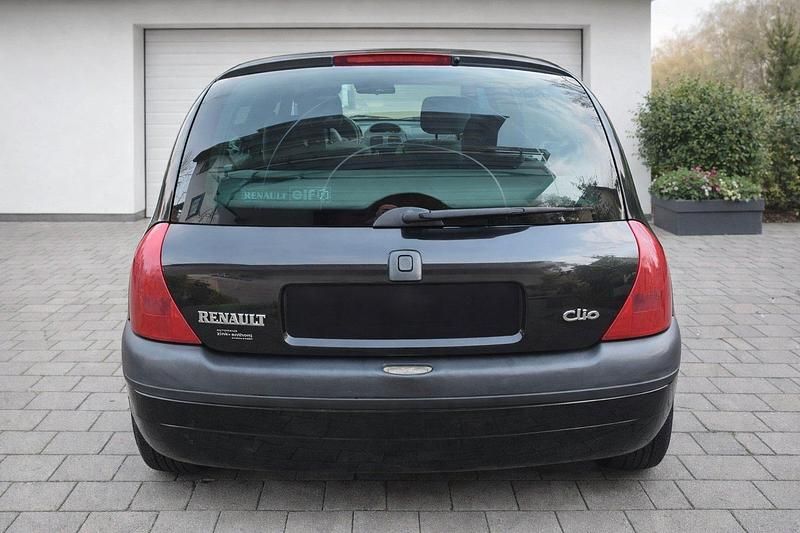 Gebraucht Renault Clio II 75 PS (55 kW) 1999 Schwarz Kleinwagen