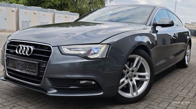 Grau Gebraucht 2013 Audi A5 Sportback S-Line Limousine | 14.950 € (Fairer Preis) - Bild 1/4