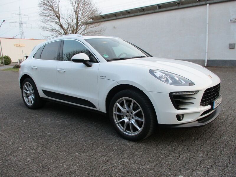 Weiß Gebraucht 2016 Porsche Macan S SUV | 45.900 € (Fairer Preis) - Bild 1/4