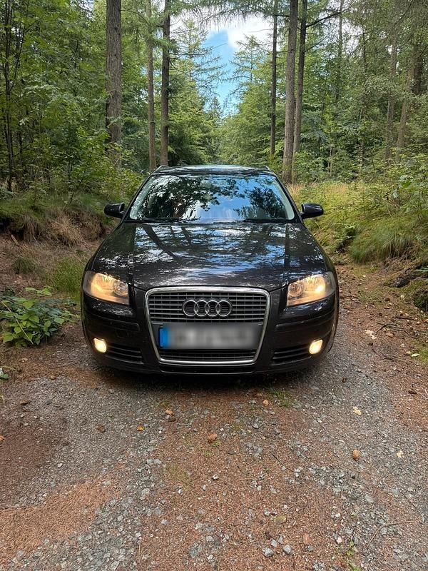 Braun Gebraucht 2007 Audi A3 Kleinwagen | 2.499 € (Guter Preis) - Bild 1/4