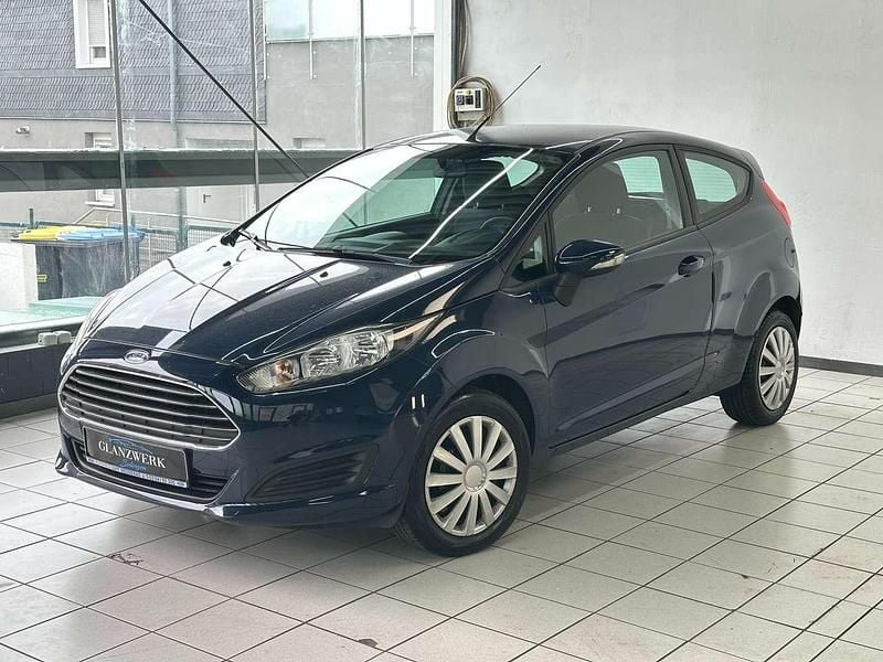 Blau Gebraucht 2013 Ford Fiesta Trend Kleinwagen | 4.990 € (Guter Preis) - Bild 1/4