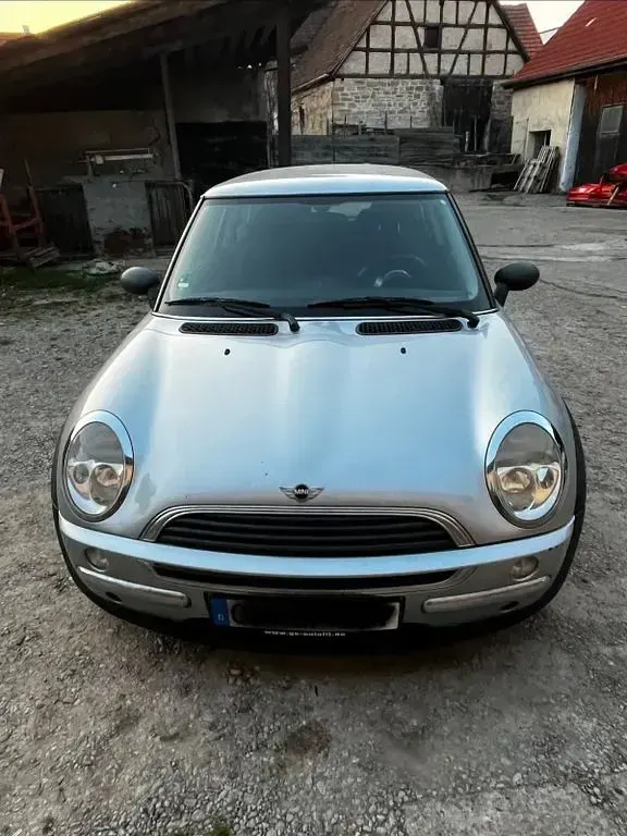 Gebraucht Mini ONE 90 PS (66 kW) 2003 Silber Kleinwagen